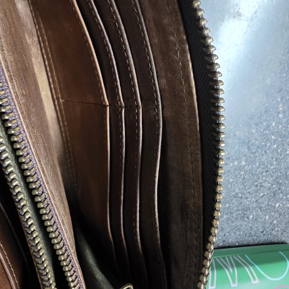 Love 41 Continental Wallet - Picture 5 of 5